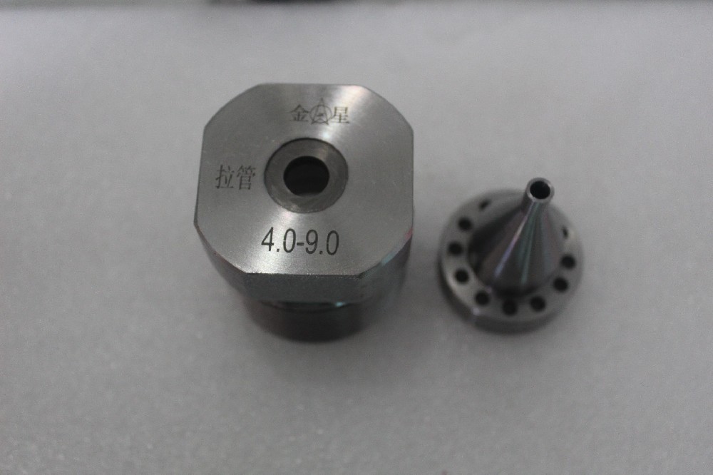 可調(diào)擠出模具（拉管）